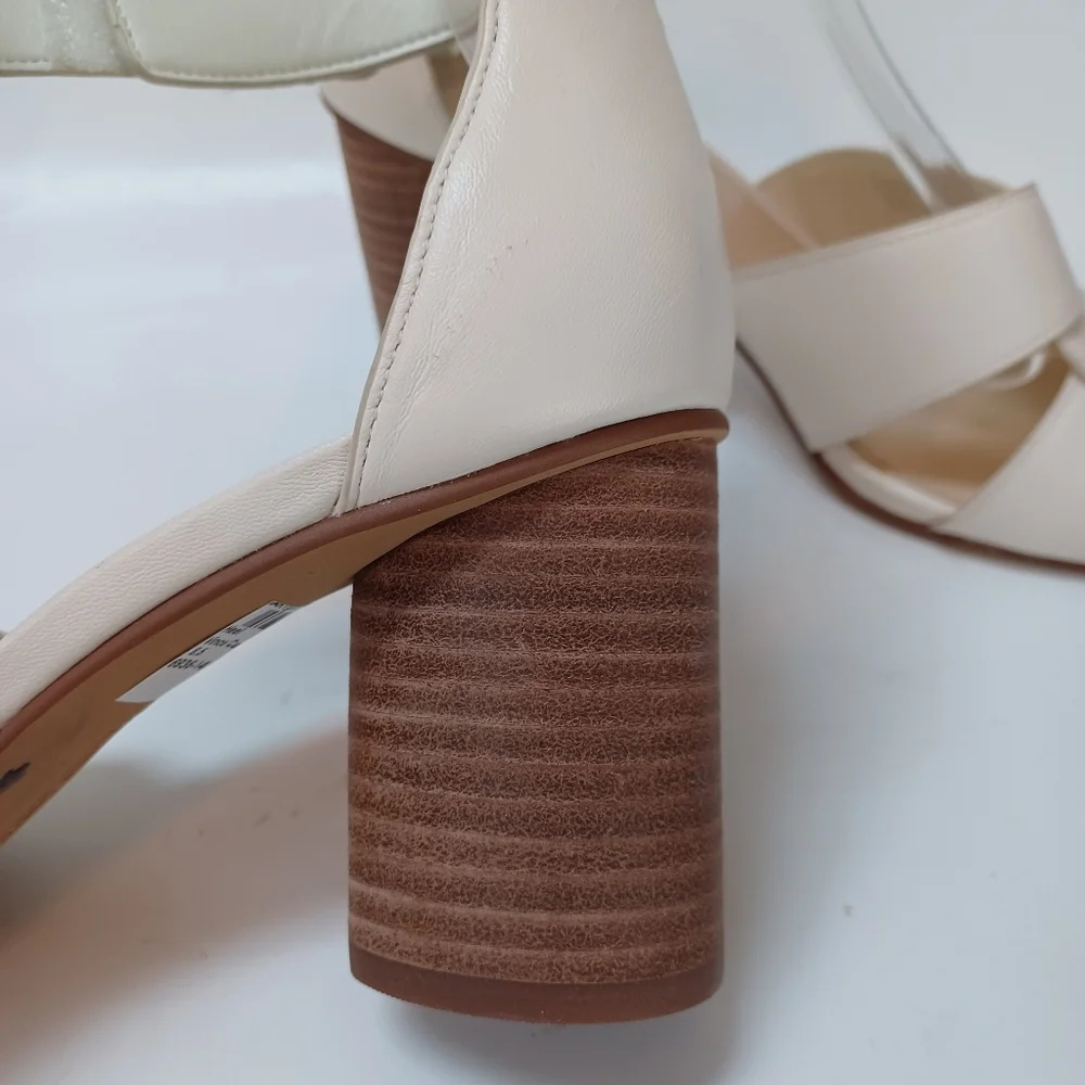 Vince‎ Camuto Heels White Strappy Ankle Wrap Stacked Heel Sandals Womens 8.5 NEW